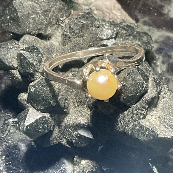 Pearl ring